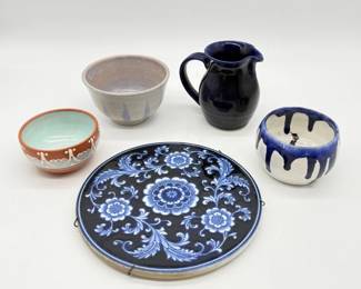 120 MixofPotteryDishesPier1PorcelainTrivet