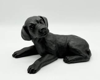 16 UniversalStatuary1985ResinBlackLabradorFigurine