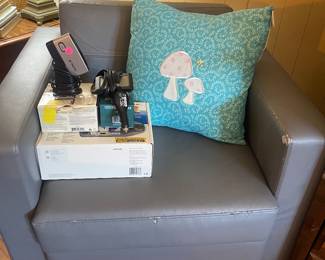 MCM Chair, Tomahawk GPS, Scandisk