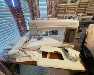 Spirit Baby Lock Sewing Machine & Accessories