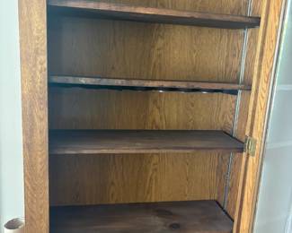 Gun cabinet with lighting, built in shelving, key