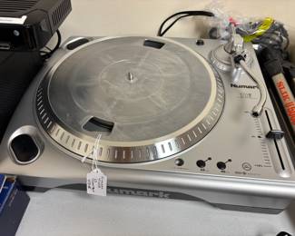 Numark turntable with box