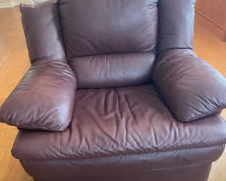 Leather oversized Chair
