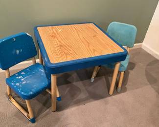 Kids Table And Chairs
