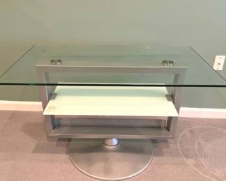 Amalfi Swivel Media Stand