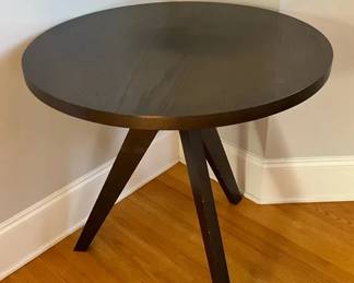 Black Round Table