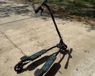 3-Wheeled Slider Swing Scooter