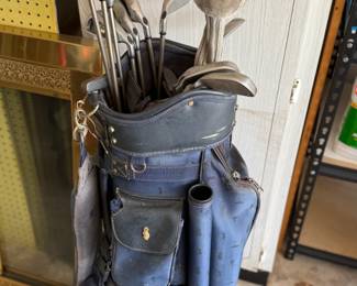 Callaways ladies club gems, 3-pw + putter, & driver, & 3 fairway woods