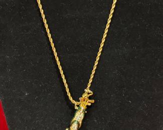 Green enamel golf bag necklace