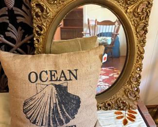 Late 19th century wood gilded mirror