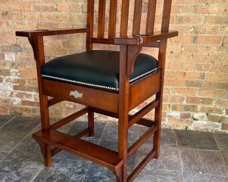AMERICAN HERITAGE King Billiards Chair w/ Drawer Storage