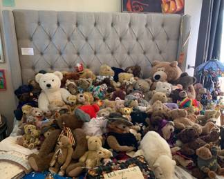 100s of Teddy Bears - Steiff, Boyd’s, Mohair, and Limited Editions