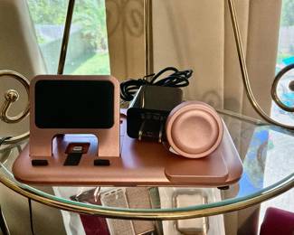 3-in-1 Wireless Charging Station Designed for Apple Devices 
