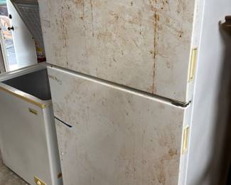 Whirlpool Refrigerator 