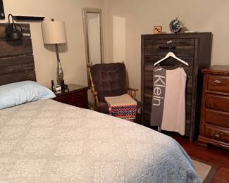 Queen bed frame and almost new mattress