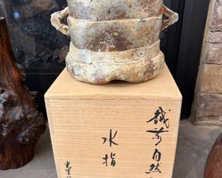 #54 Authenticate Echizen Yaki Japanese pottery Water Vessel w/original box $175.00