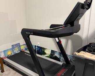 #8 SOLE F85 Treadmill One year old Excellent! $525.00