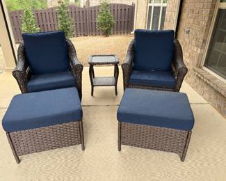 #47 Outdoor wicker 5 piece set $150.00