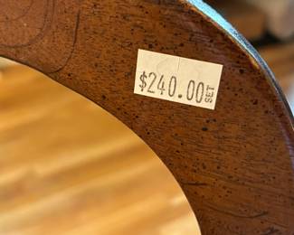 Dining Table & Chairs