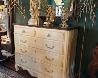 Beautiful Ethan Allen chest and 2 night stands
