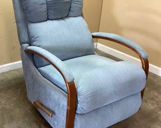 LIGHT BLUE LAZY BOY ROCKER RECLINER CHAIR NO SHIPPING PICKUP ONLY