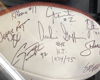 HEISMAN TROPHY AUTOGRAPHED HOPALONG CASSIDY, CAM NEWTON, ANDREW LUCK, JOHNNY LATTNER, 12 SIGNATURES, IN DISPLAY CASE NO SHIPPING PICKUP ONLY