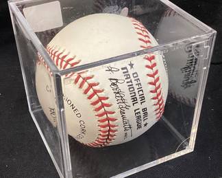 HOF ATLANTA BRAVES TOM GLAVINE AUTOGRAPHED BASEBALL, NO COA