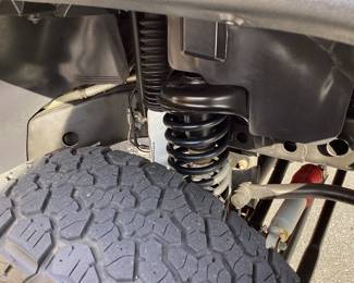 2017 Jeep UNLIMITED SPORT VIN: 1C4BJWDG5HL685624 Miles: 75138 Engine: V6 Color: CHARCOAL 2017 JEEP WRANGLER UNLIMITED SPORT 4x4, 75,138 MILES, 3.6L V6 ENGINE, 5 SPEED AUTOMATIC TRANSMISSION, LIFTED SUSPENSION, TITLE ON HAND