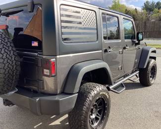 2017 Jeep UNLIMITED SPORT VIN: 1C4BJWDG5HL685624 Miles: 75138 Engine: V6 Color: CHARCOAL 2017 JEEP WRANGLER UNLIMITED SPORT 4x4, 75,138 MILES, 3.6L V6 ENGINE, 5 SPEED AUTOMATIC TRANSMISSION, LIFTED SUSPENSION, TITLE ON HAND