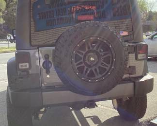 2017 Jeep UNLIMITED SPORT VIN: 1C4BJWDG5HL685624 Miles: 75138 Engine: V6 Color: CHARCOAL 2017 JEEP WRANGLER UNLIMITED SPORT 4x4, 75,138 MILES, 3.6L V6 ENGINE, 5 SPEED AUTOMATIC TRANSMISSION, LIFTED SUSPENSION, TITLE ON HAND