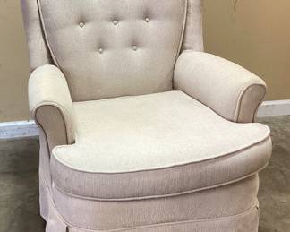 CREAM COLORED UPHOLSTERED SWIVEL ARM CHAIR NO SHIPPING PICKUP ONLY