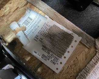 CREAM COLORED LAZY BOY RECLINER ROCKER CHAIR NO SHIPPING PICKUP ONLY