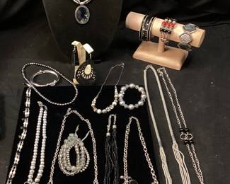 ASSORTED COSTUME JEWELRY, COOKIE LEE, YOUSI, AVA