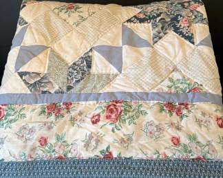 Full Size Quilt Style Comforter