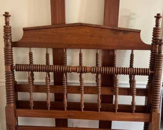Jenny Lind Spindle Style Full Size Bed