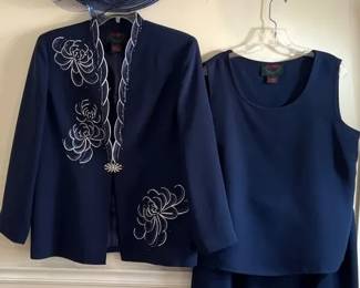 3 Piece Formal Suit With Wide Brimmed Dress Hat