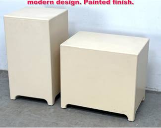 Lot 159 2pcs Display pedestals of minimalist modern design. Painted finish. 