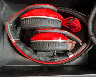 Beats by Dr. Dre Studio (1st Generation) Headphones by Monster - Red