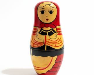  Nesting Dolls