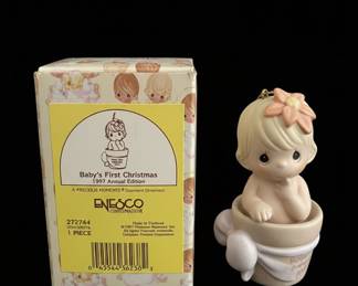 Precious Moments "Baby's First Christmas" 1997 Annual Edition Ornament