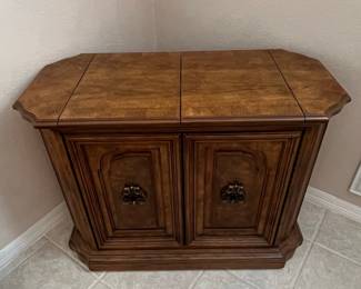 Bernhardt Hibriten Flip Top Bar Cabinet