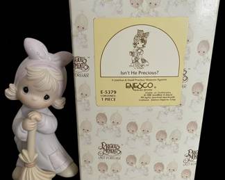 Precious Moments "Isn't He Precious?" Figurine E-5379