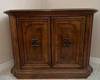 Bernhardt Hibriten Flip Top Bar Cabinet
