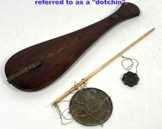 Lot 1029 Antique Chinese opium scale, often referred to as a dotchin. 