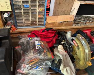 Bagged up hand tool lots