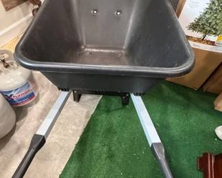 Truper wheelbarrow