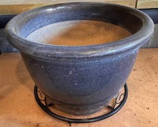 Large ceramic planter and metal plant tray