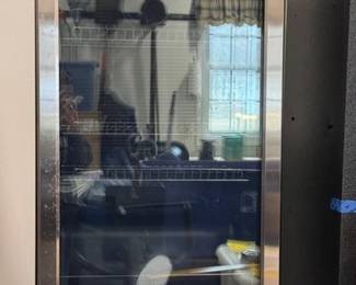 Insignia beverage cooler