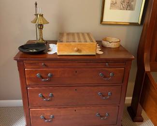 TIMBERLAKE LEXINGTON NIGHT STAND