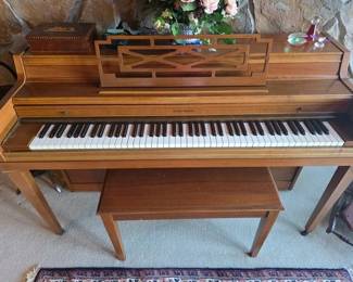 Vintage Cable-Nelson piano